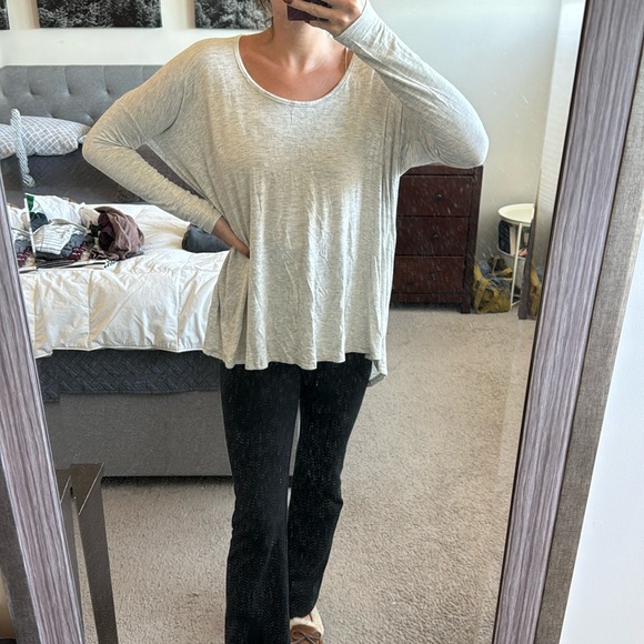 Soft tunic top - Picture 1 of 3